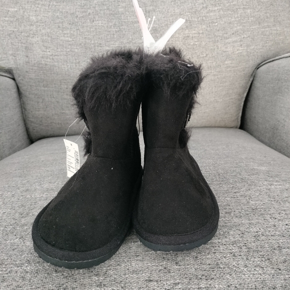 Girls Buckle Faux Suede Boots - black - Picture 2 of 4